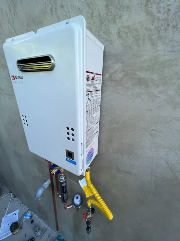 Tankless water heater installation for Stagecoach Forest homes